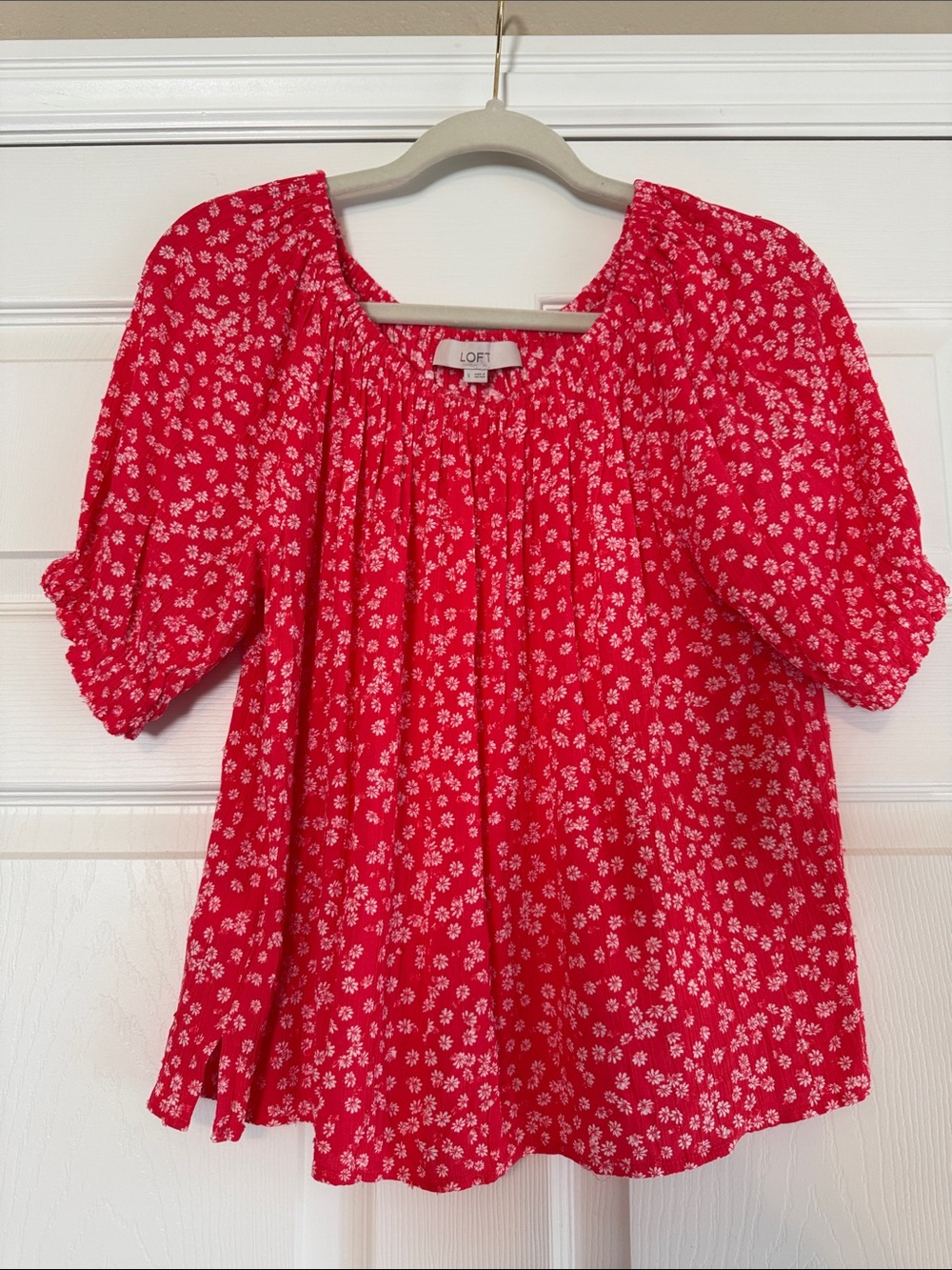 LOFT Bright Floral Puff-Sleeve Blouse